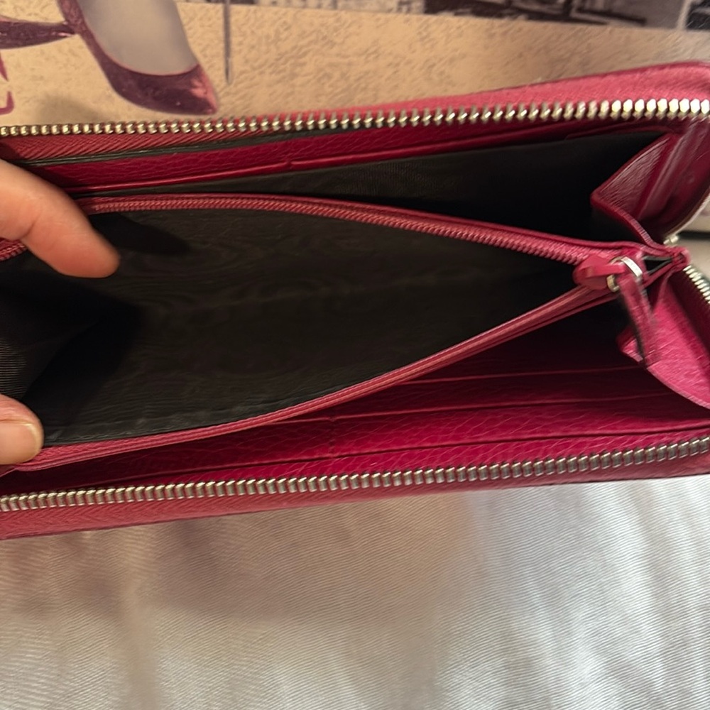 Gucci Leather Zip-Around Wallet with Tassel - Red - Picture 6 of 15